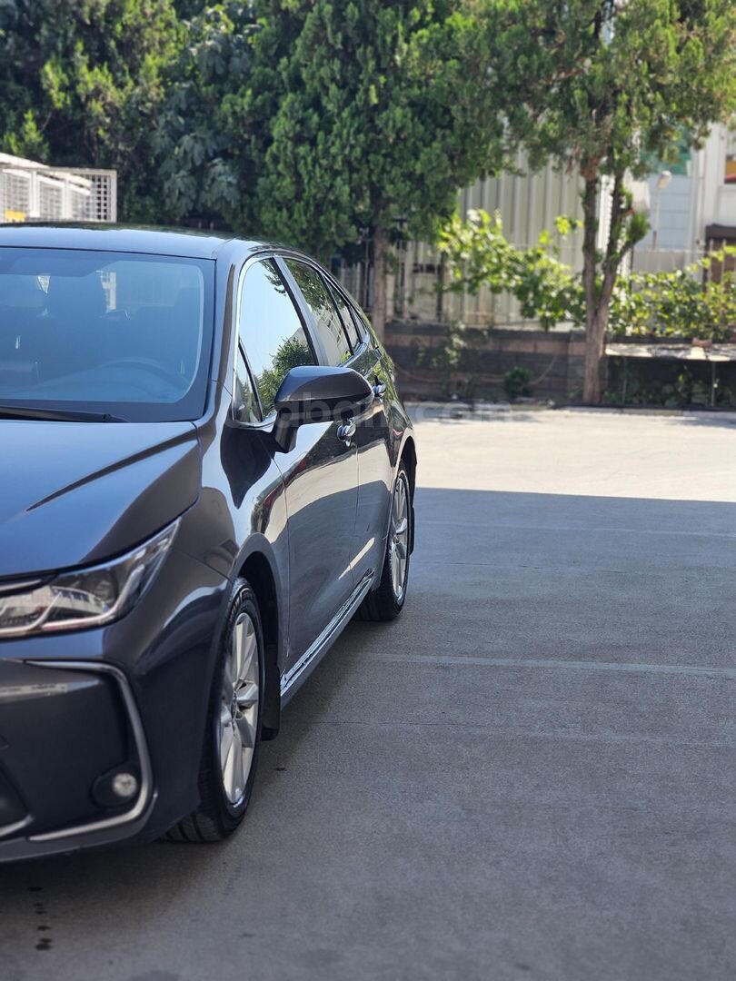 Sahibinden Toyota Corolla 1.5 Dream 2023 Model İstanbul 39.070 km Gri 4