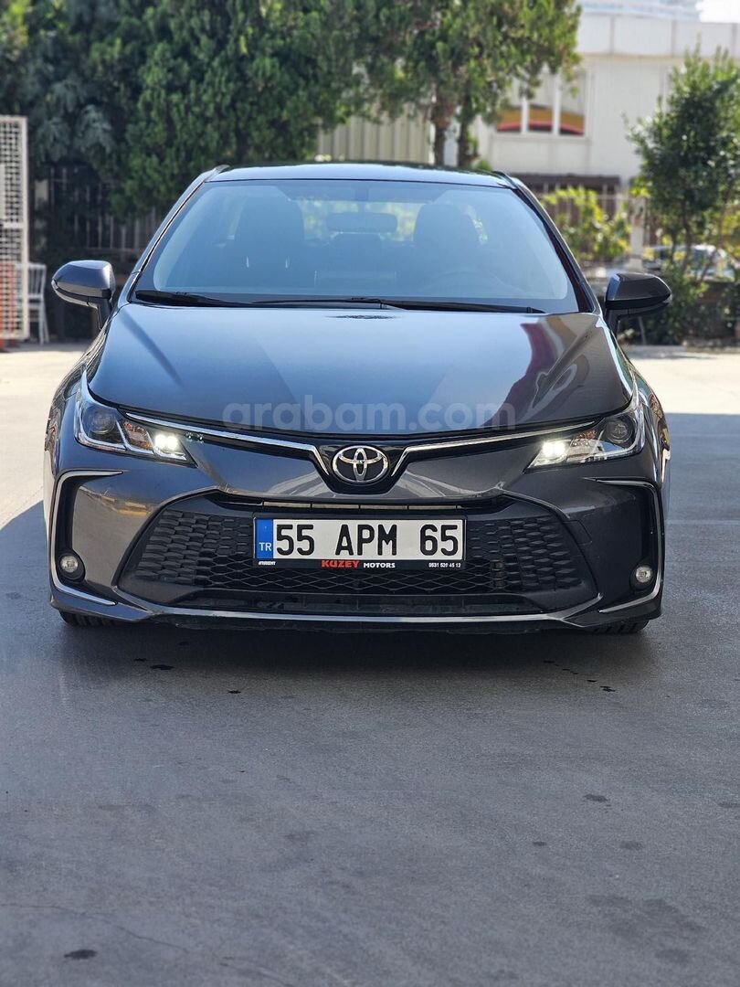 Sahibinden Toyota Corolla 1.5 Dream 2023 Model İstanbul 39.070 km Gri 2