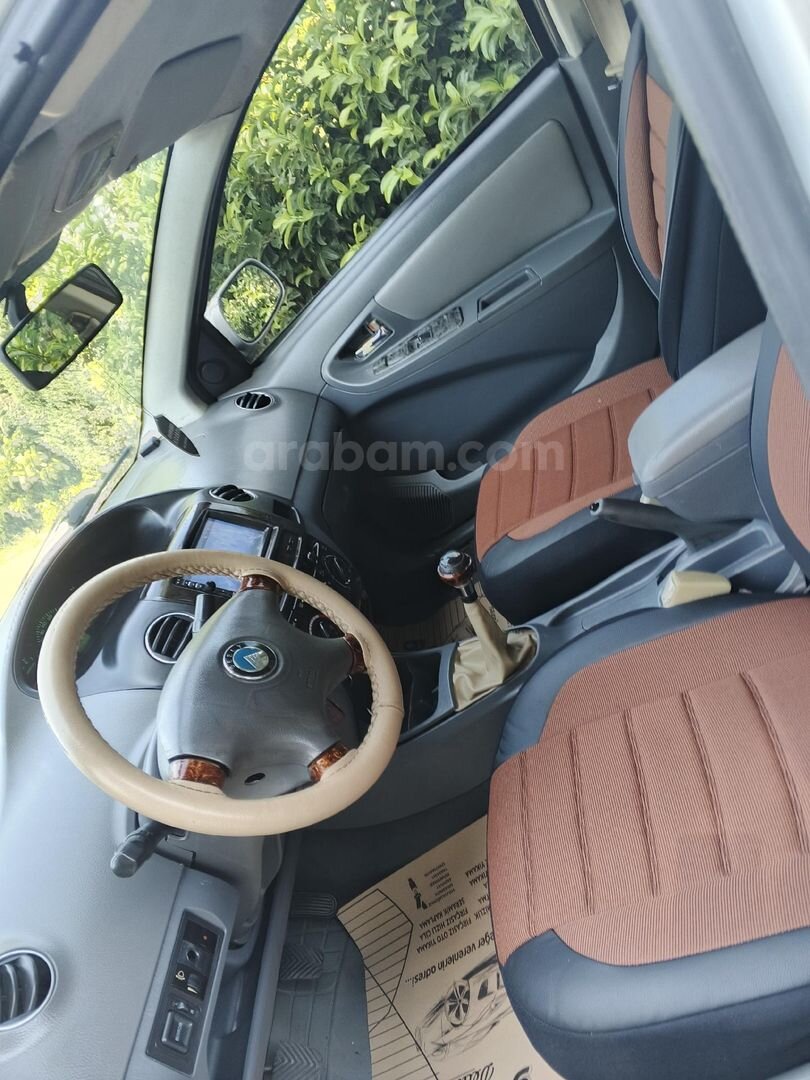 Sahibinden Geely Familia 1.5 Comfort 2009 Model Antalya 245.000 km Gri 2