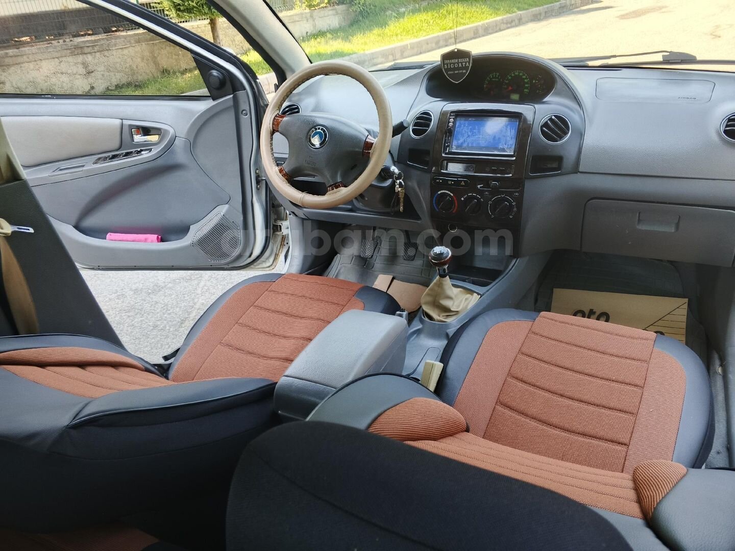Sahibinden Geely Familia 1.5 Comfort 2009 Model Antalya 245.000 km Gri 3