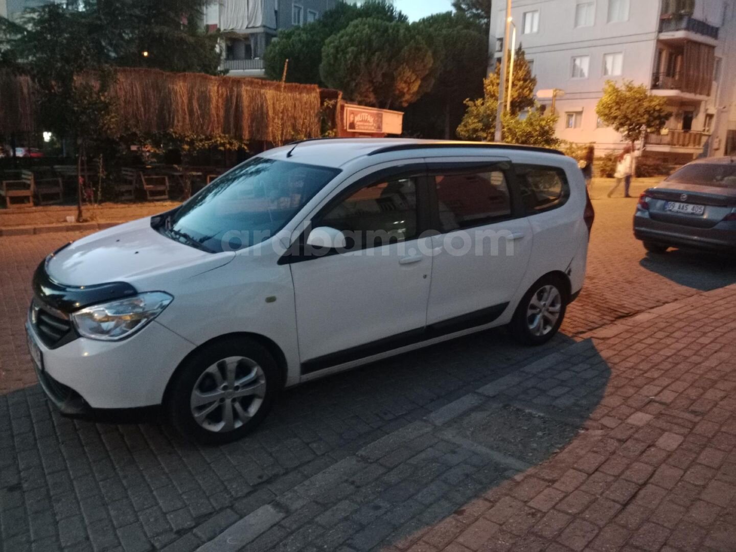 Sahibinden Dacia Lodgy 1.5 dCi Laureate 2013 Model 6