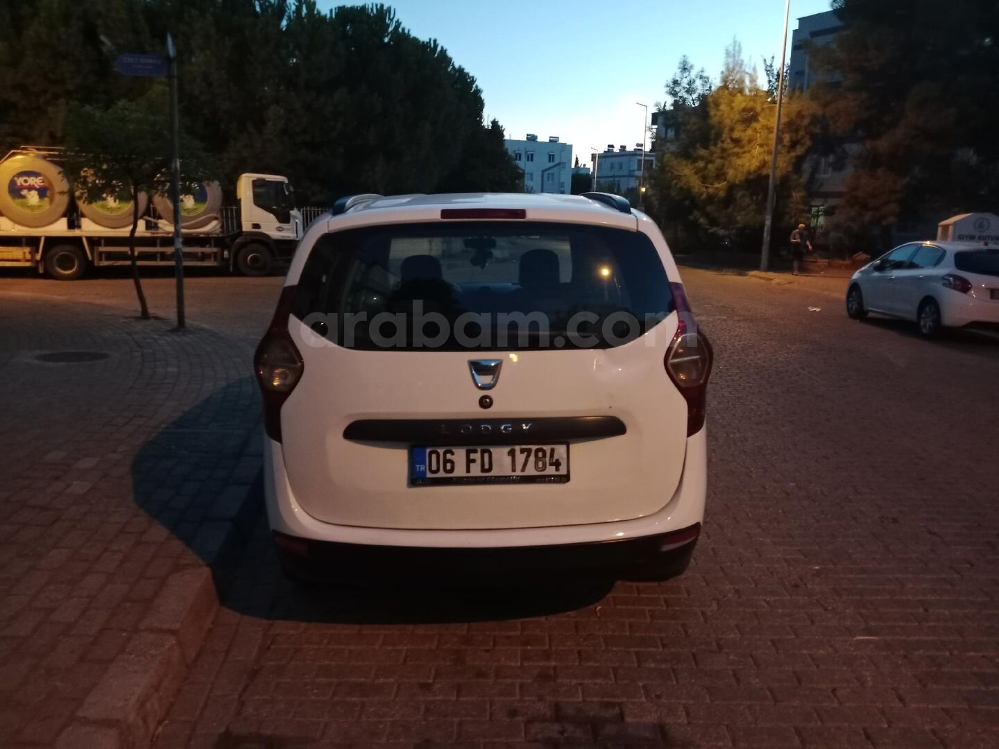Sahibinden Dacia Lodgy 1.5 dCi Laureate 2013 Model 2