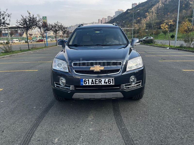 Sahibinden Chevrolet Captiva 2.0 D LT Sport 2008 Model 235.000 km Füme 1