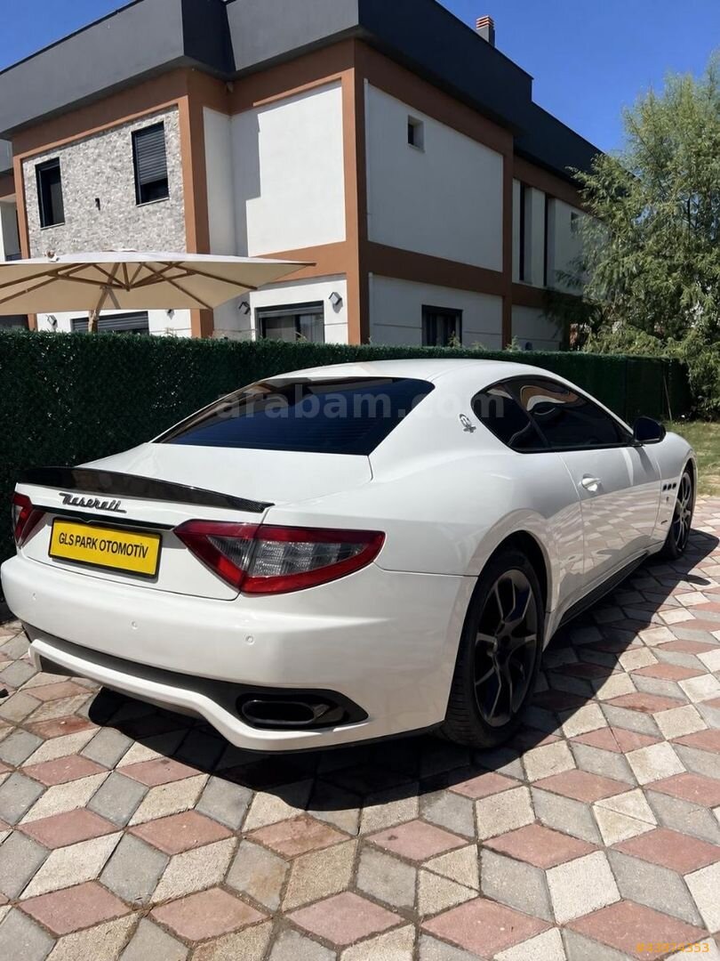 Galeriden Maserati GranTurismo 4.7 S 2013 Model Denizli 115.000 km Beyaz 6