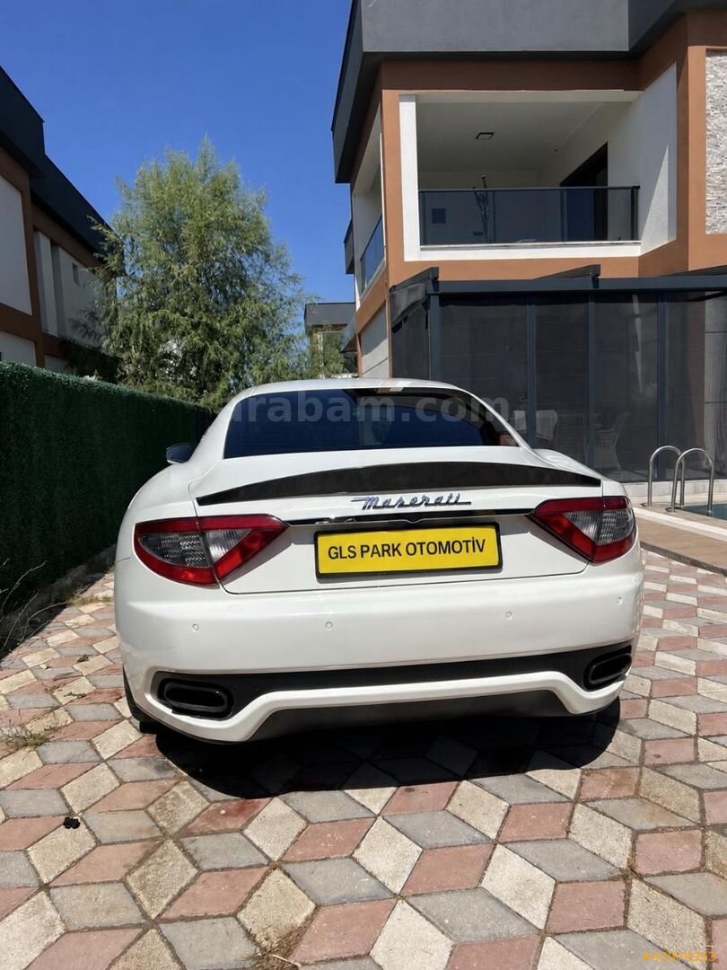Galeriden Maserati GranTurismo 4.7 S 2013 Model Denizli 115.000 km Beyaz 5