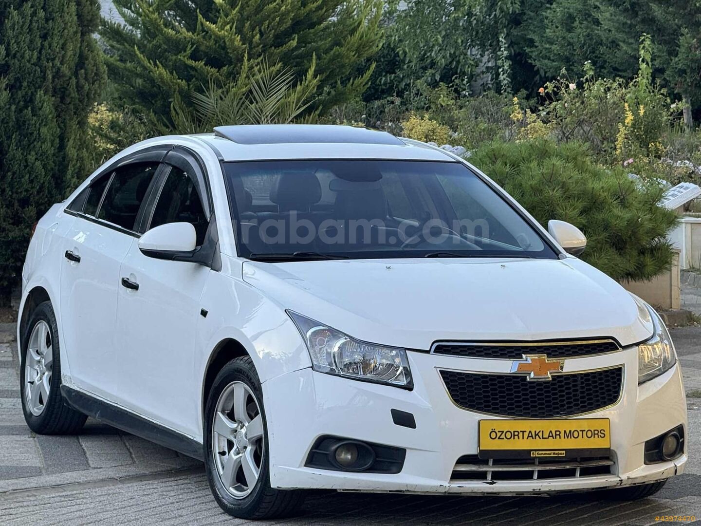 ÖZORTAKLAR'DAN 2010 CRUZE 165 BİN KM OTOMATİK SANROFLU BAKIMLI 1
