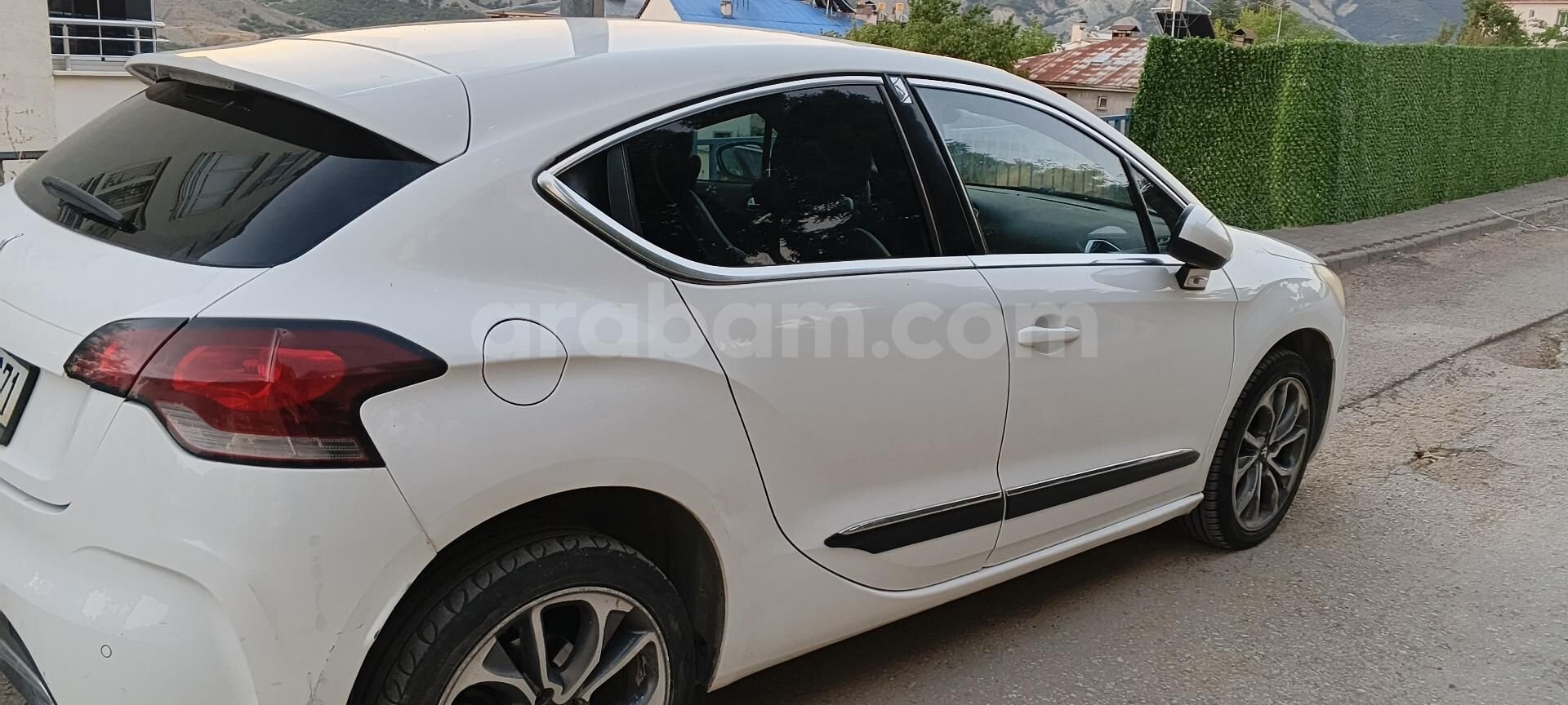 Sahibinden DS Automobiles DS4 1.6 e-HDi D-Sport 2012 Model 2