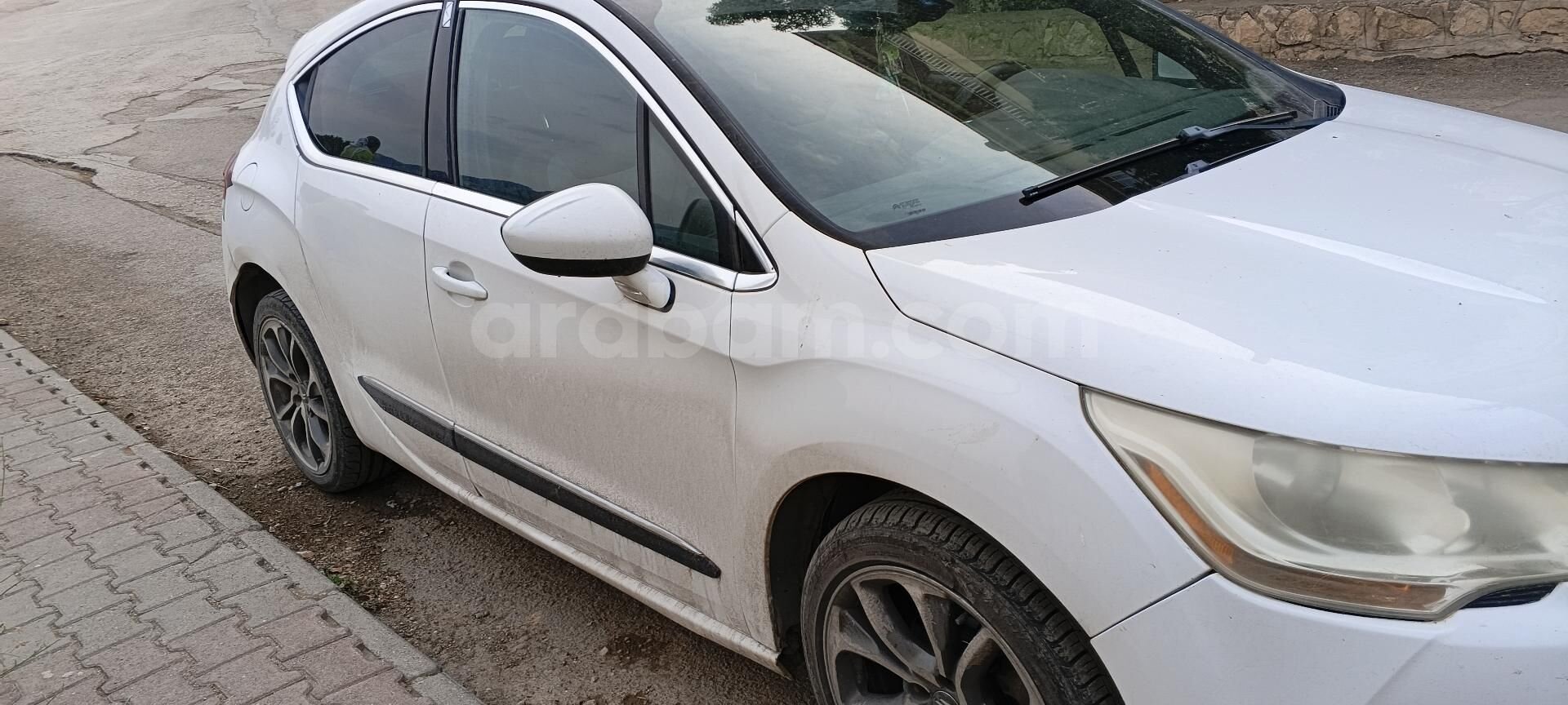 Sahibinden DS Automobiles DS4 1.6 e-HDi D-Sport 2012 Model 3