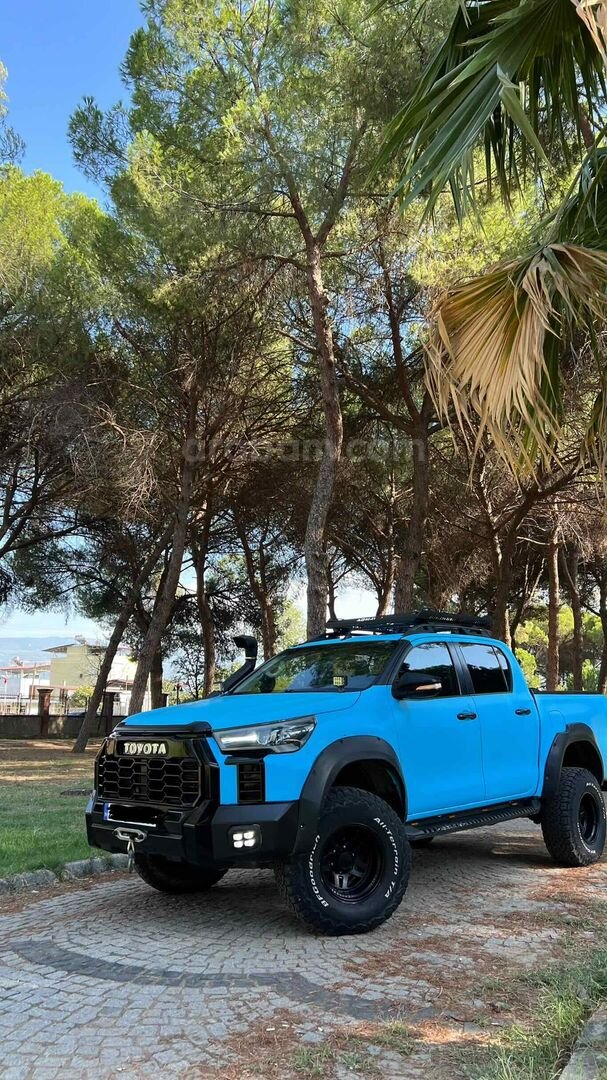 Galeriden Toyota Hilux 2.4 D-4D 4x4 Adventure 2015 Model Aydın 6
