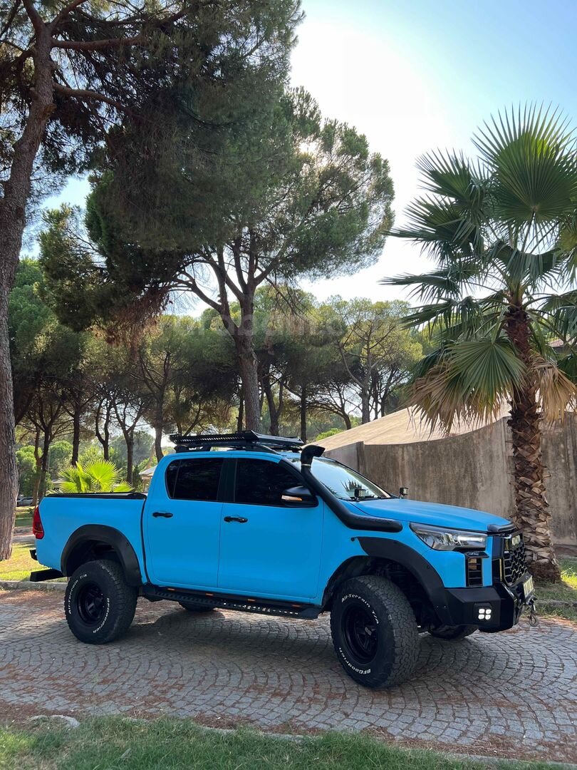 Galeriden Toyota Hilux 2.4 D-4D 4x4 Adventure 2015 Model Aydın 4