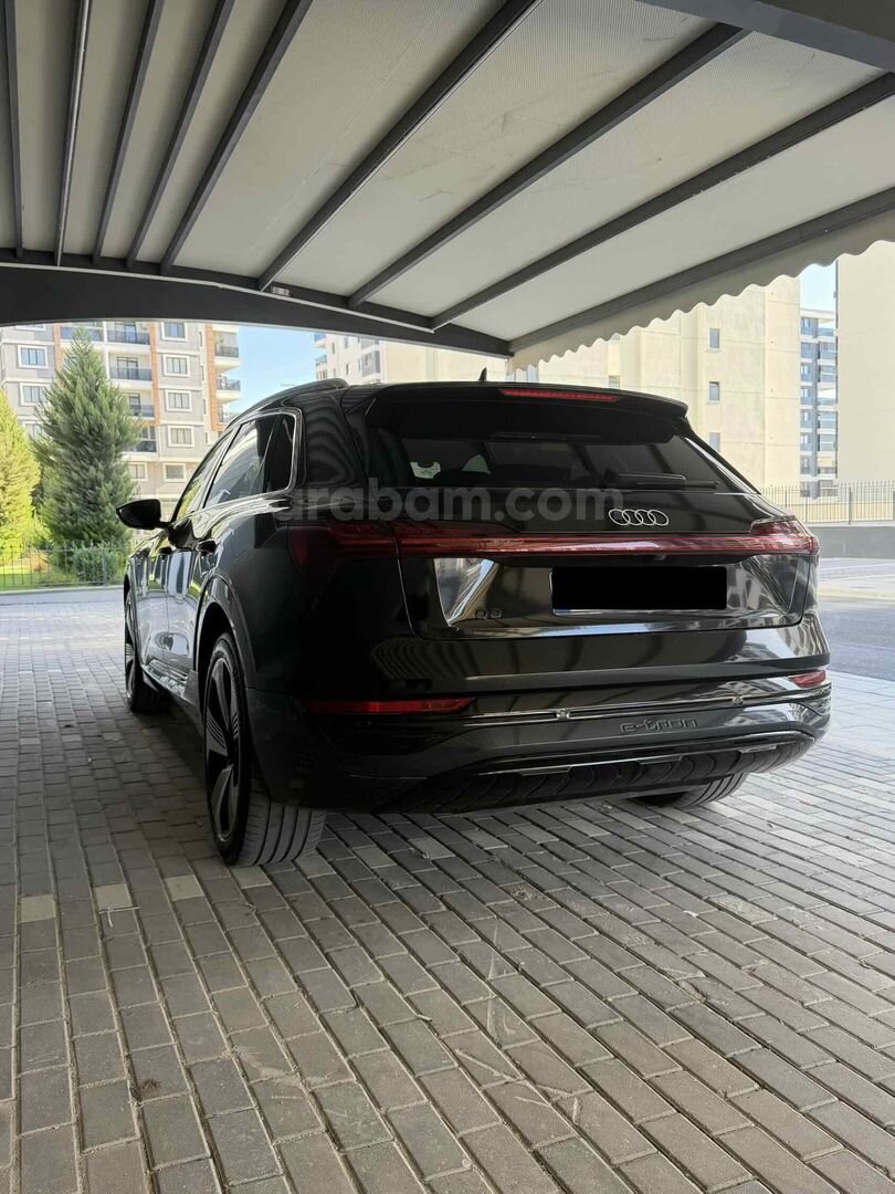 Sahibinden Audi Q8 E-Tron Advanced 2023 Model 7