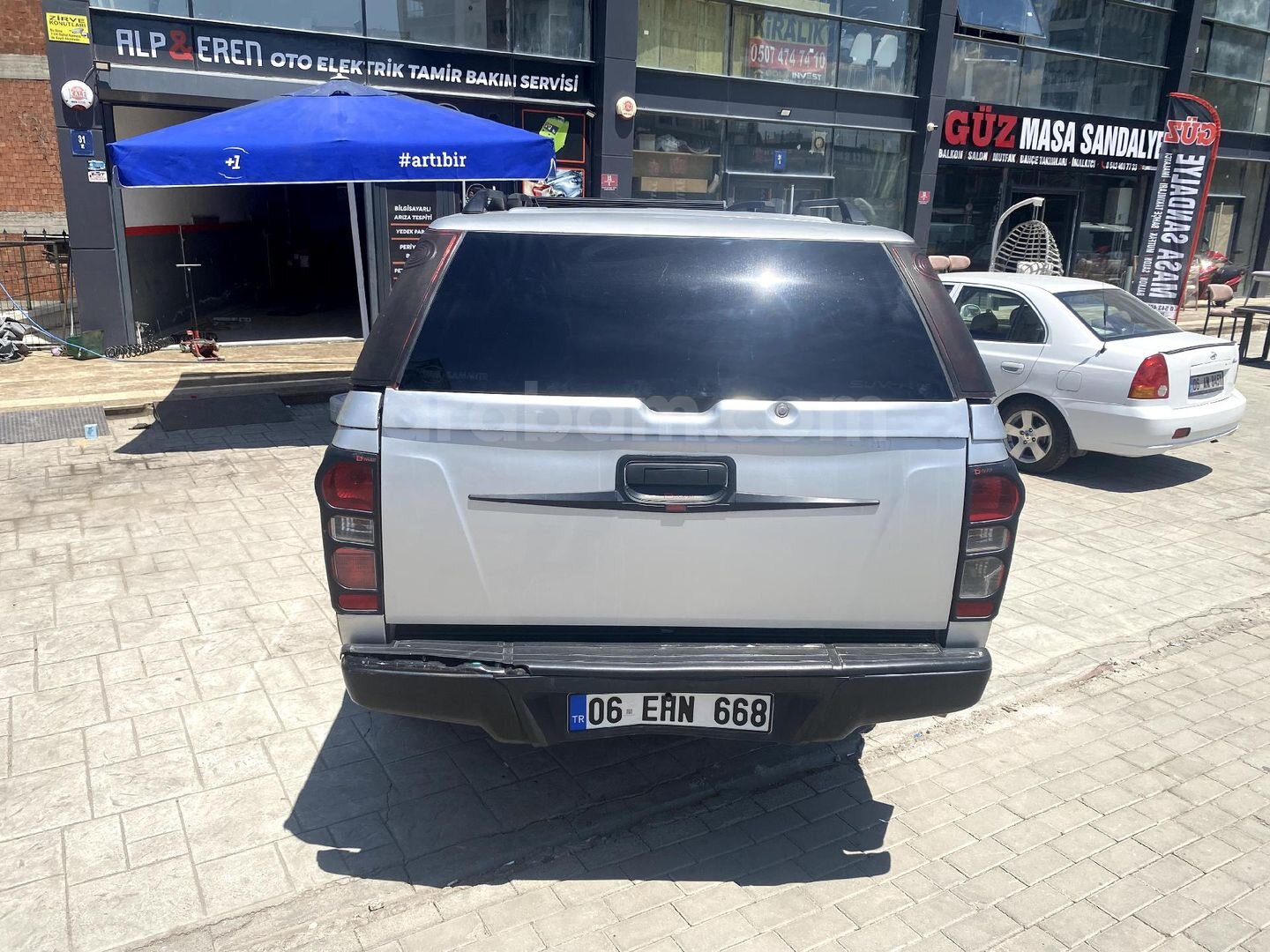 Sahibinden Isuzu D-Max 2.5 4x2 LTD 2013 Model 145.000 km Gri (Gümüş) 6