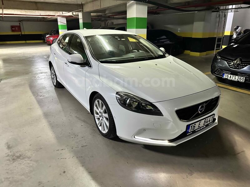 Sahibinden Volvo V40 1.6 D Premium 2014 Model