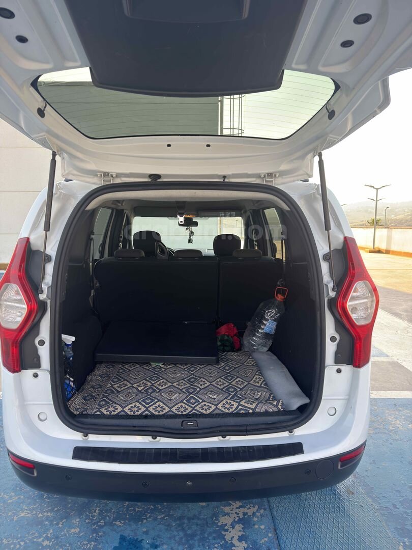 Sahibinden Dacia Lodgy 1.5 dCi Laureate 2016 Model 2017 tırafiye çıkışlı 7