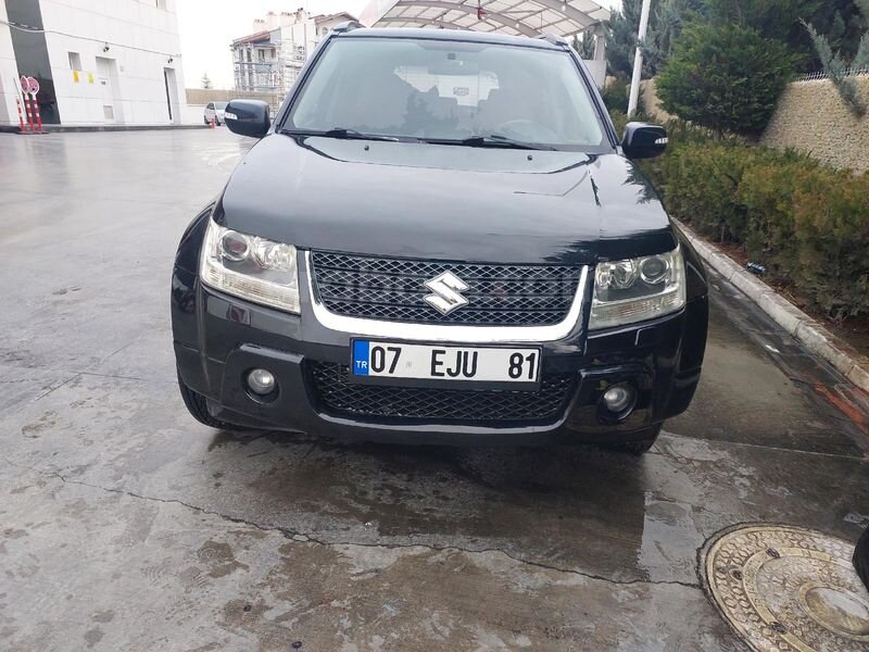 Sahibinden Suzuki Grand Vitara 1.9 DDiS JLX-AL 2009 Model 200.000 km Siyah