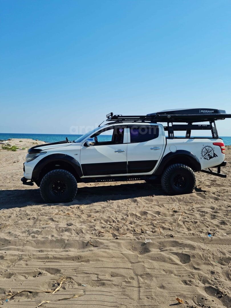 SAHİBİNDEN FULL OFF-ROAD & KAMP DONANIMLI L200 1