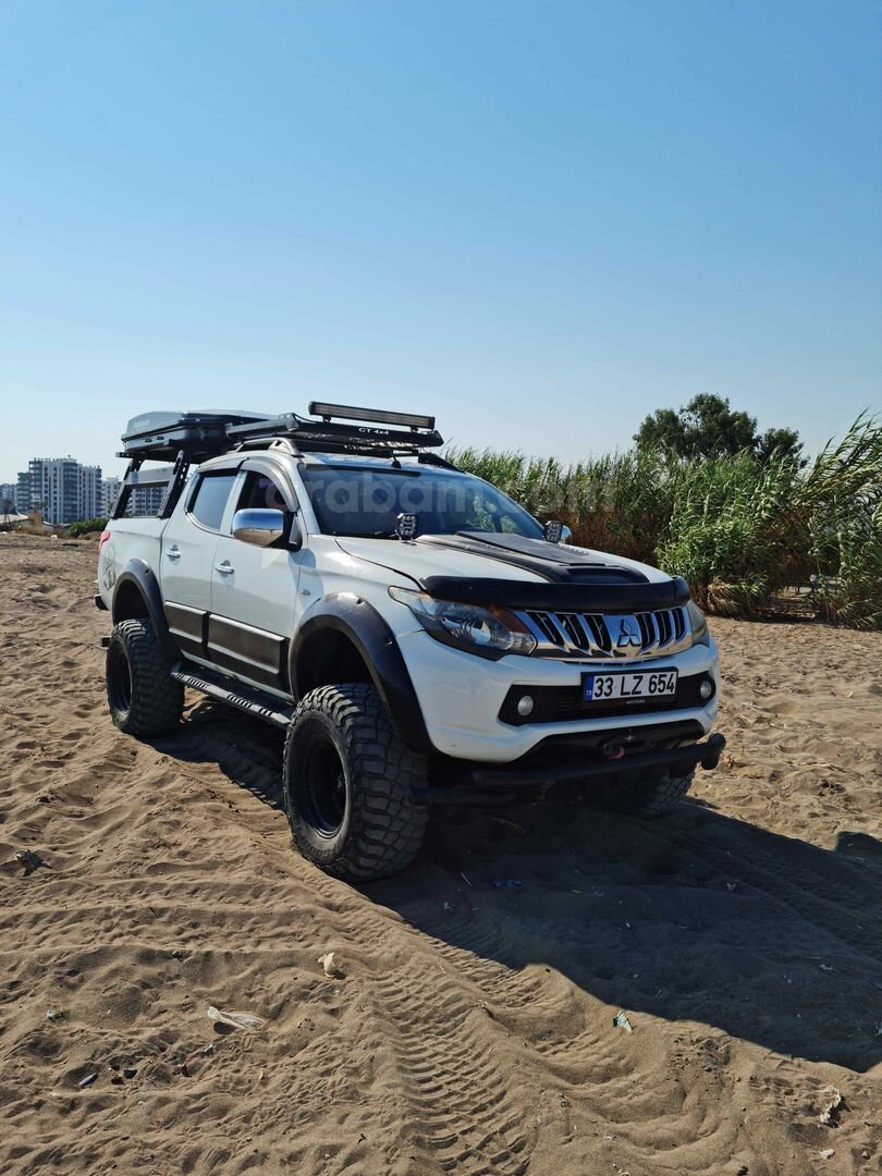 SAHİBİNDEN FULL OFF-ROAD & KAMP DONANIMLI L200 6