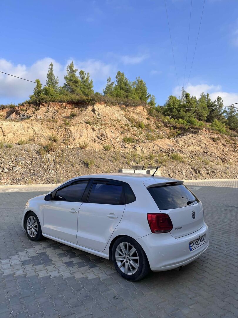 Sahibinden Volkswagen Polo 1.4 Comfortline 2012 Model Antalya 264.000 km Beyaz 3