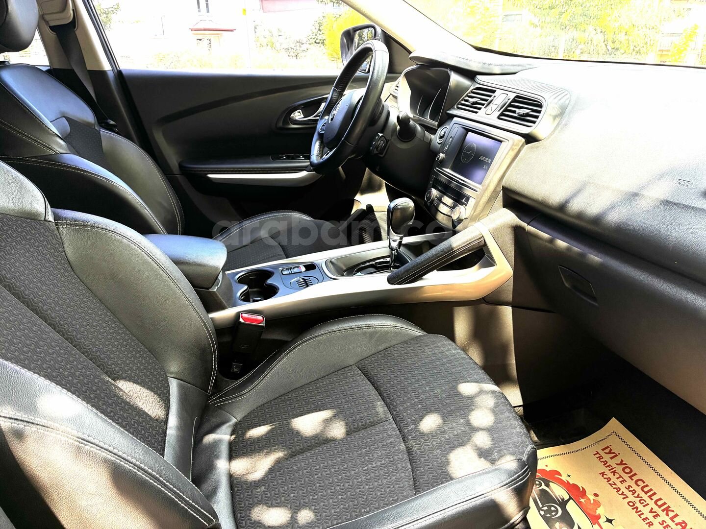 Kadjar 1.5 dCi Icon 2016 Model Cam tavanlı Full 6