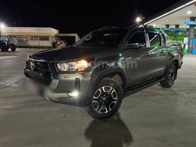 Sahibinden Toyota Hilux 2.4 D-4D 4x2 Adventure 2022 Model