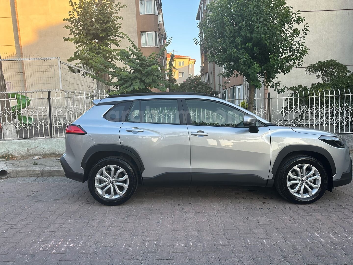 Sahibinden Full Tpu Ppf Kaplı Toyota Corolla Cross 1.8 Hybrid Flame X-Pack 2025 Model 4