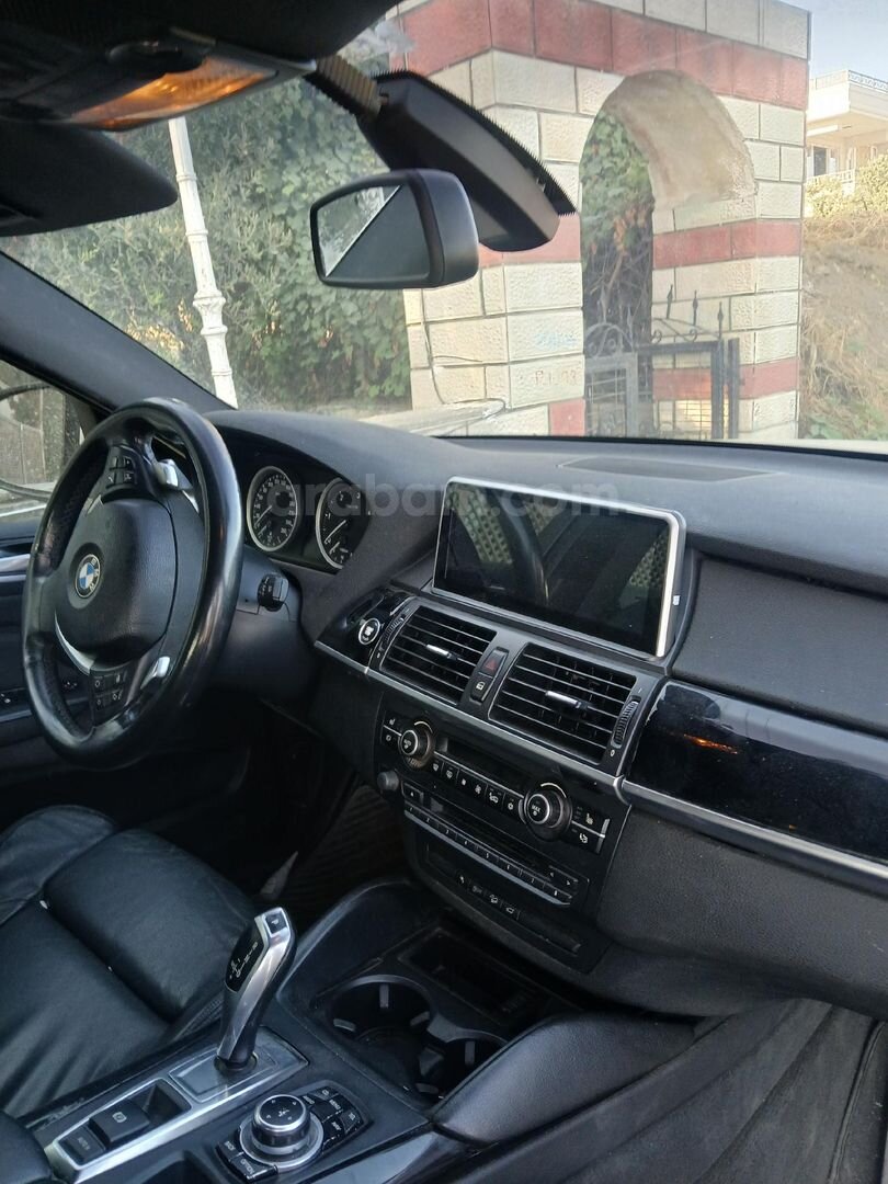 Sahibinden BMW X6 40d xDrive Sport 2011 Yeni muayene İstanbul 250.000 km Beyaz 1