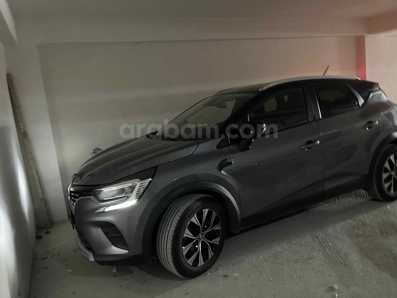 Sahibinden Renault Captur 1.3 TCe Touch Plus 2023 Model Eskişehir 37.000 km Gri