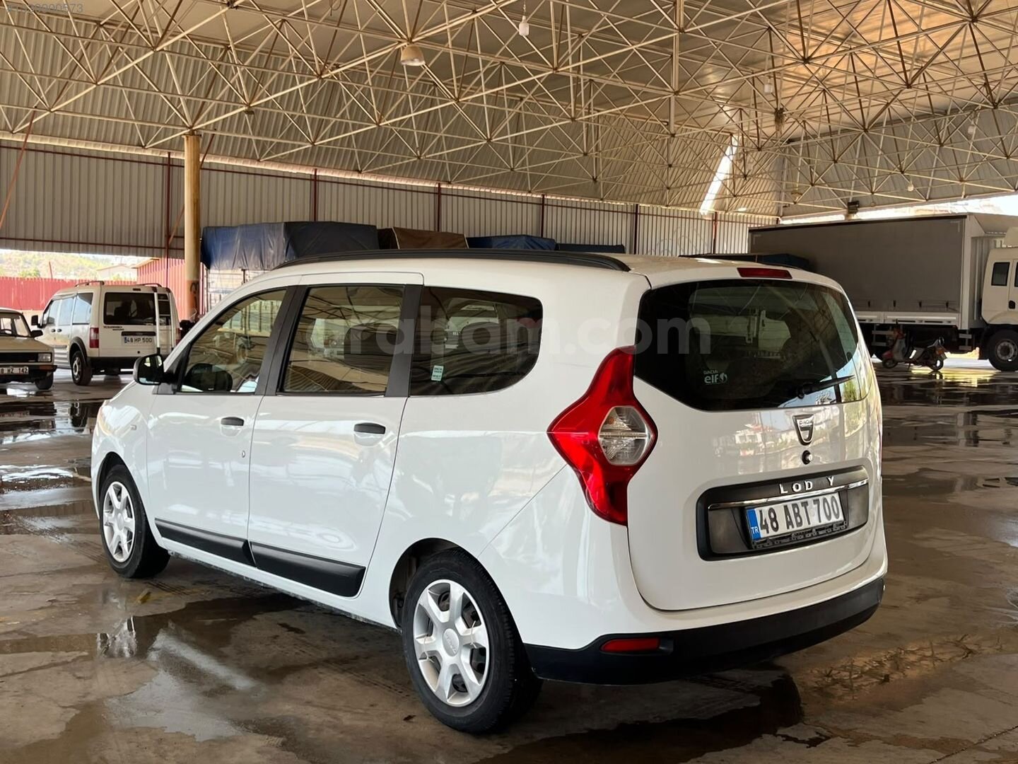 BURAKHAN'DAN BAKIMLI DEĞİŞENSİZ 7 KİŞİLİK LODGY 7