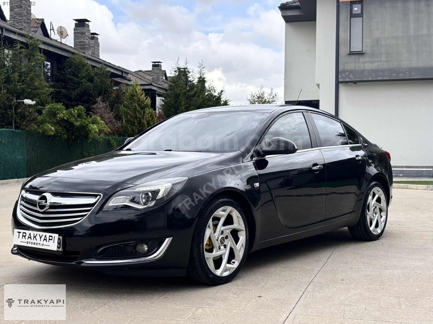 Galeriden Opel Insignia 2.0 CDTI Edition Elegance 2013 Model Tekirdağ 205.000 km Siyah 1