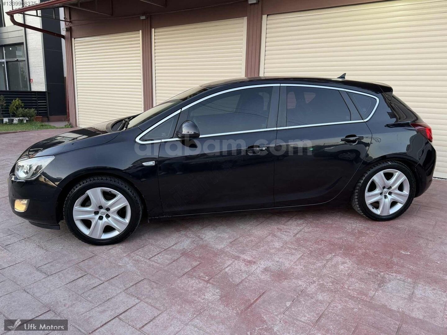 Galeriden Opel Astra 1.6 Cosmo 2010 Model Sakarya 348.000 km Siyah 6