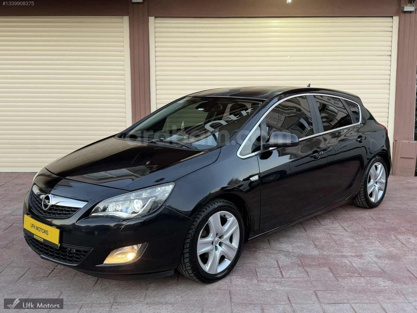 Galeriden Opel Astra 1.6 Cosmo 2010 Model Sakarya 348.000 km Siyah 4
