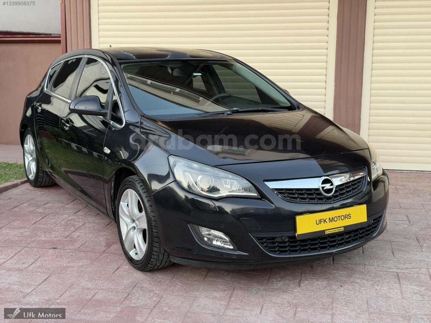Galeriden Opel Astra 1.6 Cosmo 2010 Model Sakarya 348.000 km Siyah 2