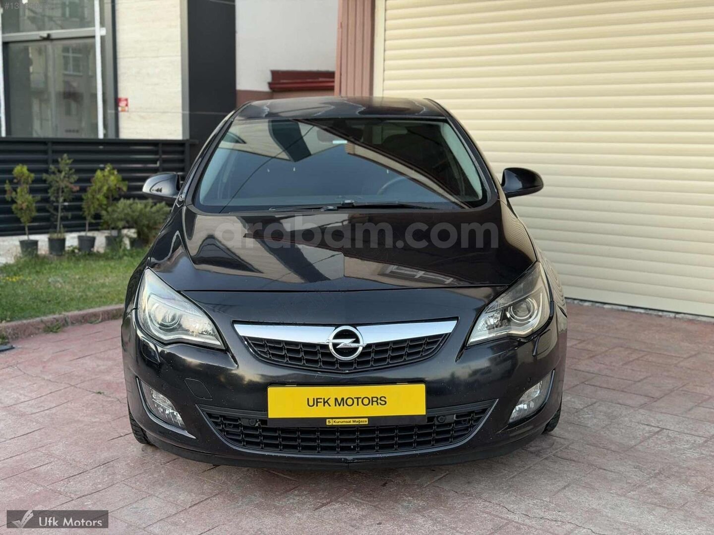 Galeriden Opel Astra 1.6 Cosmo 2010 Model Sakarya 348.000 km Siyah 3