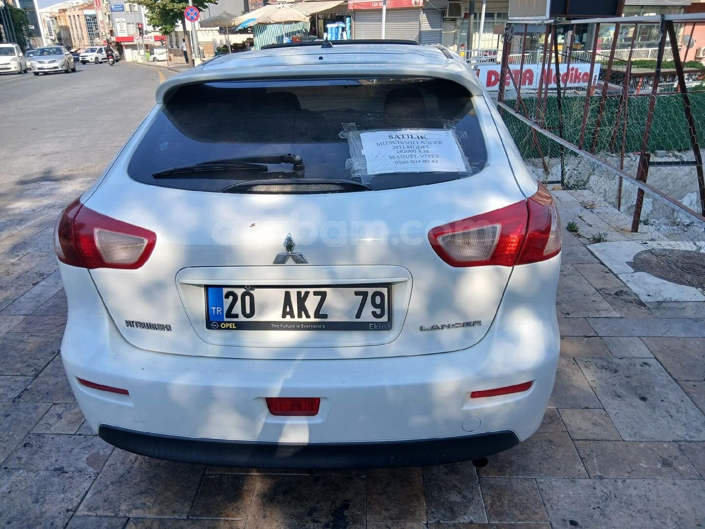 Sahibinden Mitsubishi Lancer 1.6 Invite 2011 Model 4