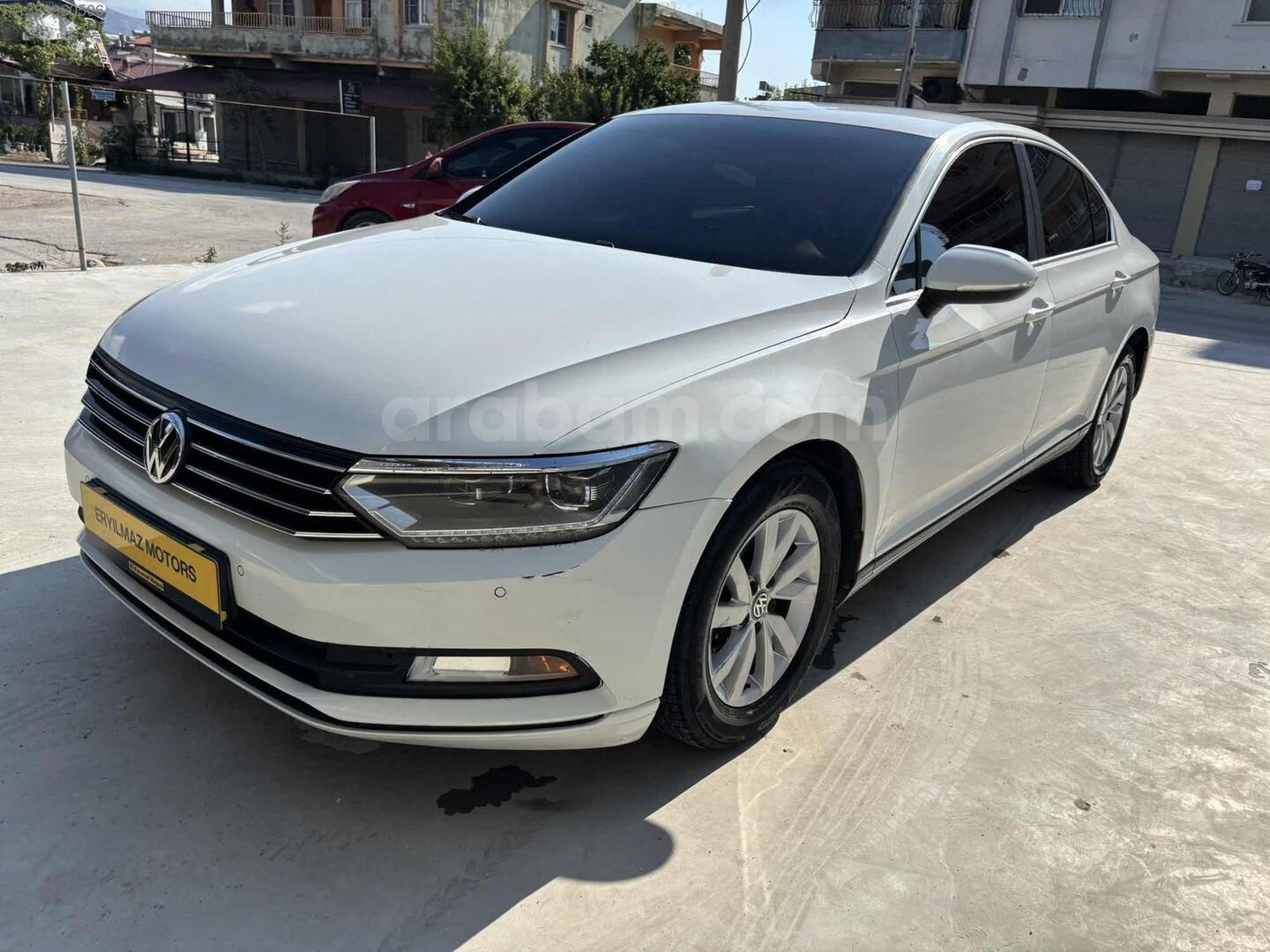 Galeriden Volkswagen Passat 1.6 TDi BlueMotion Trendline 2018 Model Hatay 169.000 km Beyaz 2
