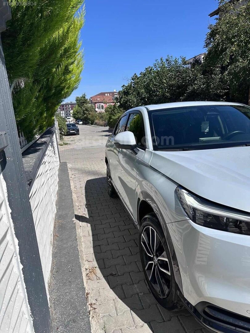 2024 1.5 ADVANCE HATASIZ BOYASIZ 25 BİN KM 2