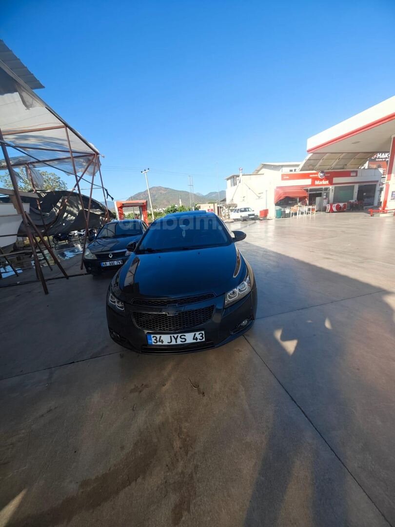 Sahibinden Chevrolet Cruze 1.6 LS 2011 Model Siyah 2