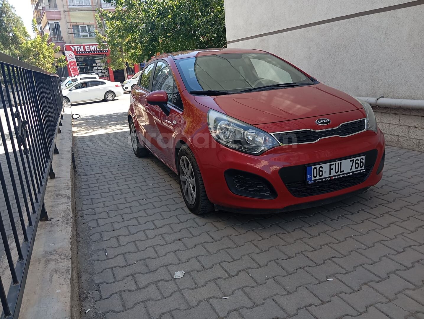 Memurdan Kia Rio 4