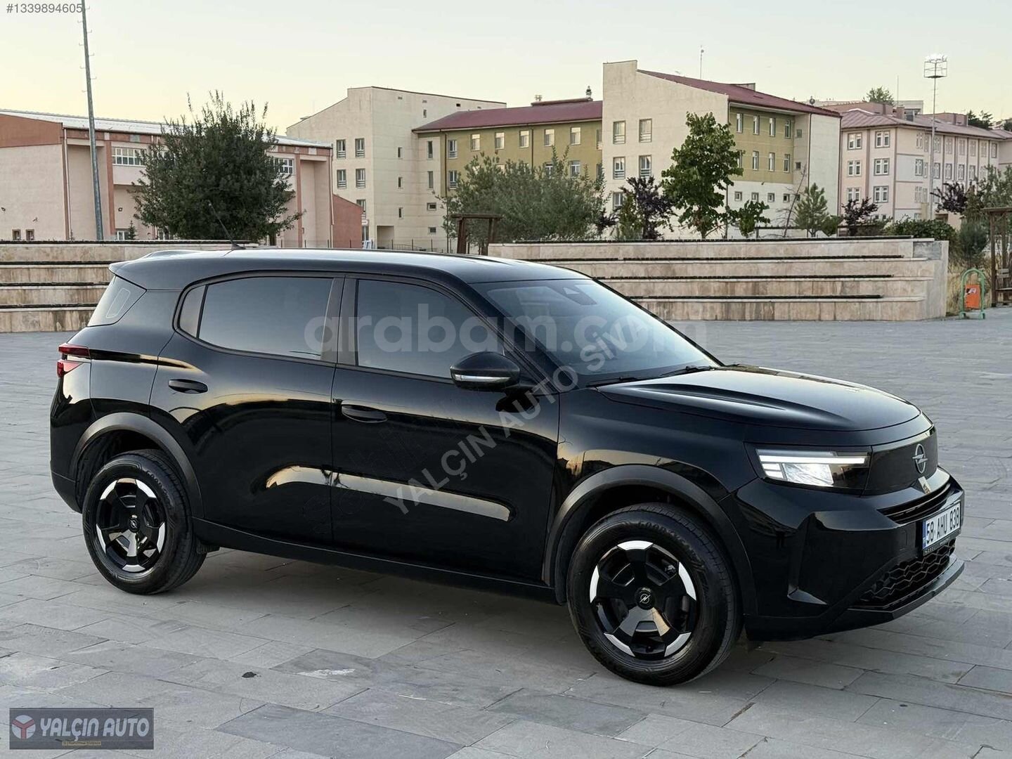 Galeriden Opel Frontera 1.2 Hybrid Edition 2026 Model Sivas 6.100 km Siyah 1