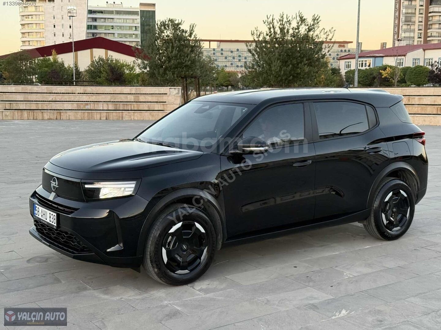 Galeriden Opel Frontera 1.2 Hybrid Edition 2026 Model Sivas 6.100 km Siyah 7