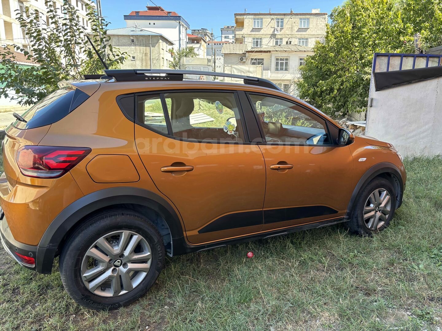 Dacia sandero stepway 2021 acil satılık 5