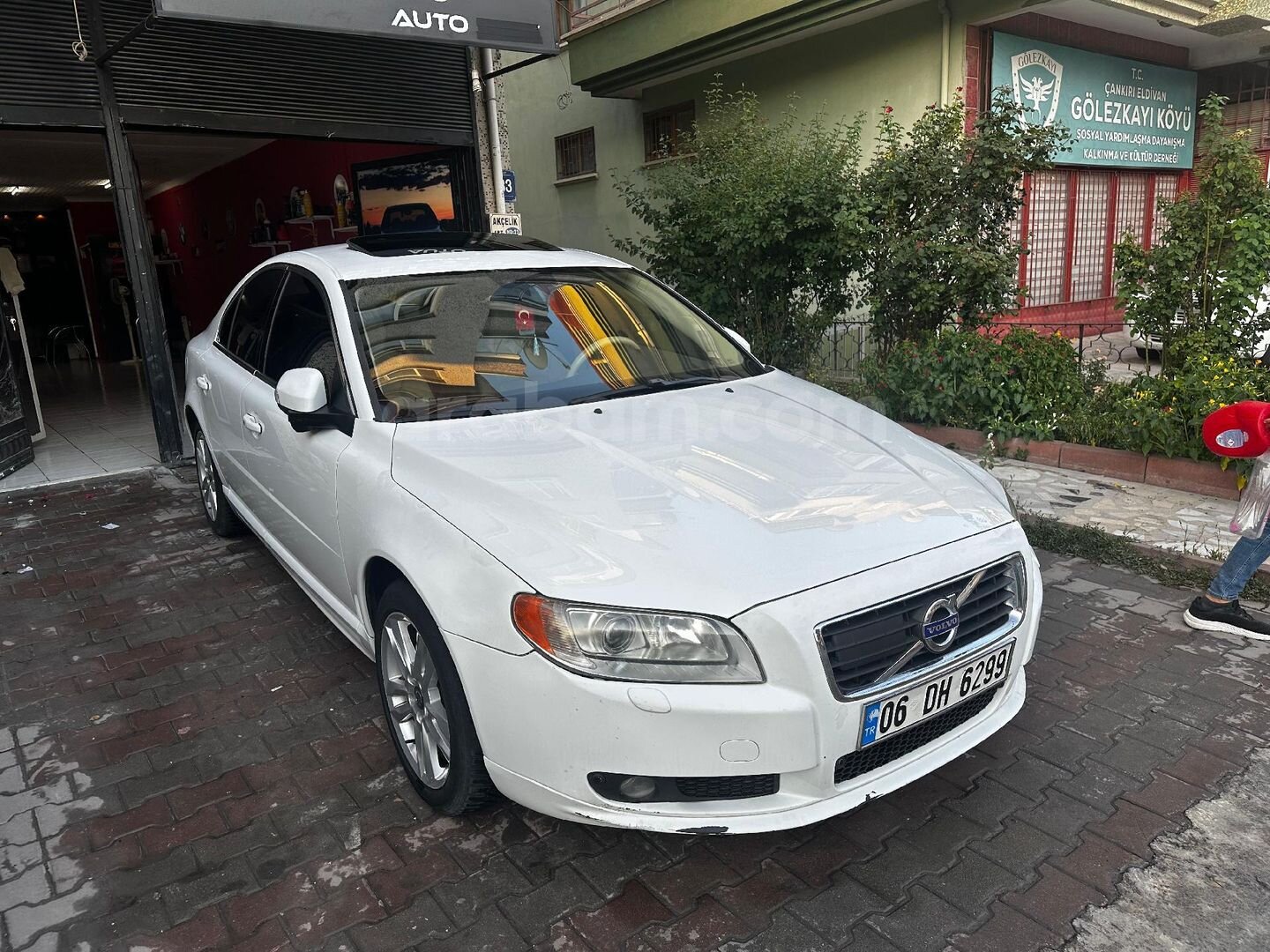 Sahibinden Volvo S80 2.0 T 2011 Model 4