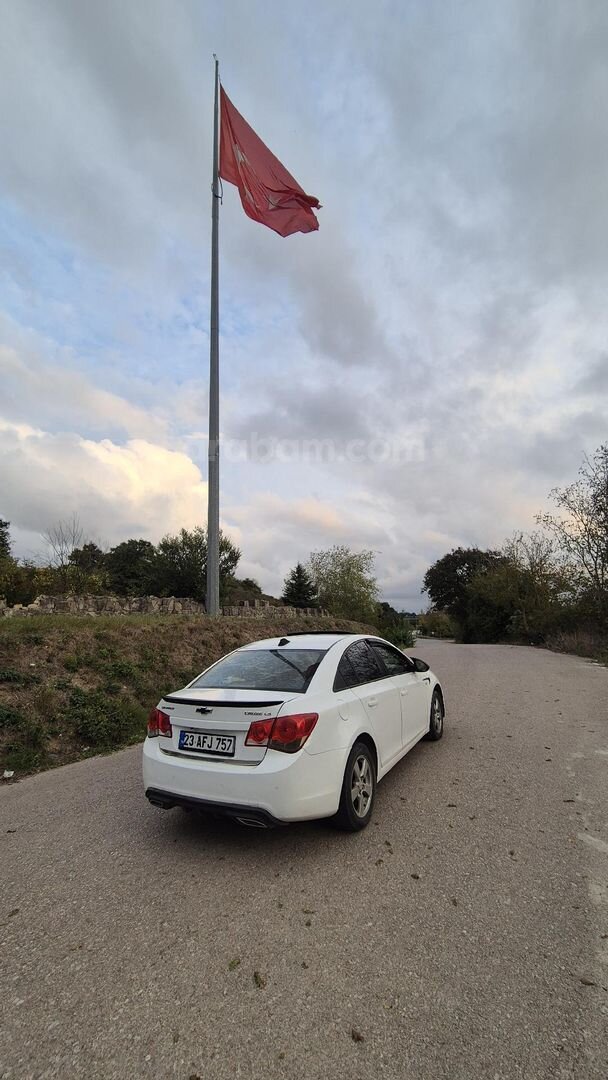CHEVROLET CRUZE 1.6 LS PLUS SUNROOF 124 HP | OTOMATİK 5