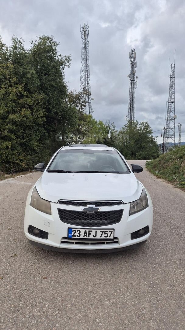 CHEVROLET CRUZE 1.6 LS PLUS SUNROOF 124 HP | OTOMATİK 2