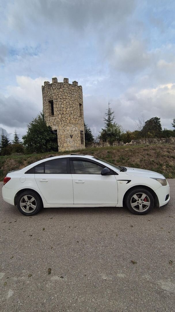 CHEVROLET CRUZE 1.6 LS PLUS SUNROOF 124 HP | OTOMATİK 3