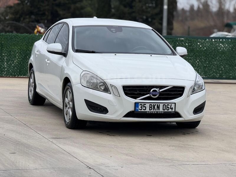 Sahibinden Volvo S60 1.6 D Advance 2012 Model 240.000 km Beyaz