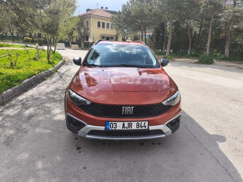 Sahibinden Fiat Egea Cross 1.4 Fire Street 2023 Model 113.000 km Turuncu
