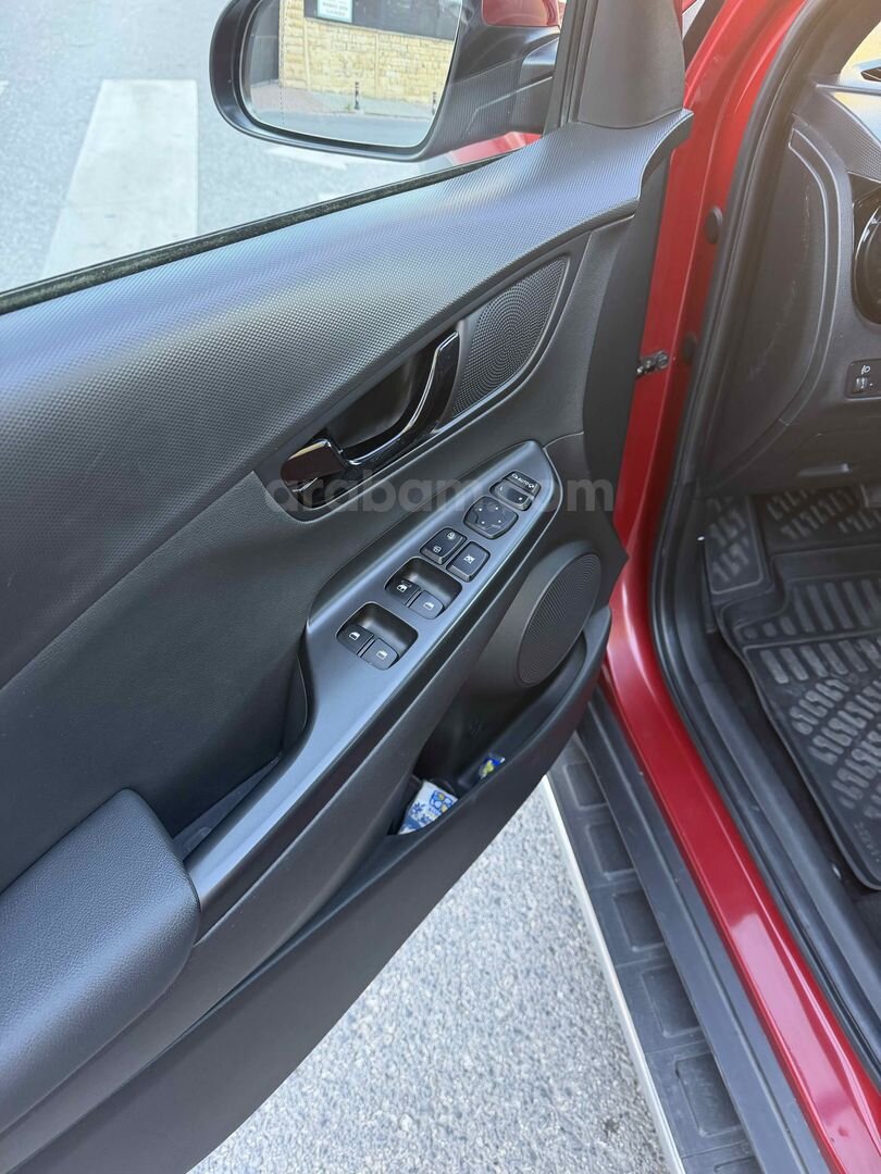 Sahibinden Hyundai Kona 1.6 T-GDI Elite Smart 2020 Model İstanbul 46.245 km Kırmızı 7