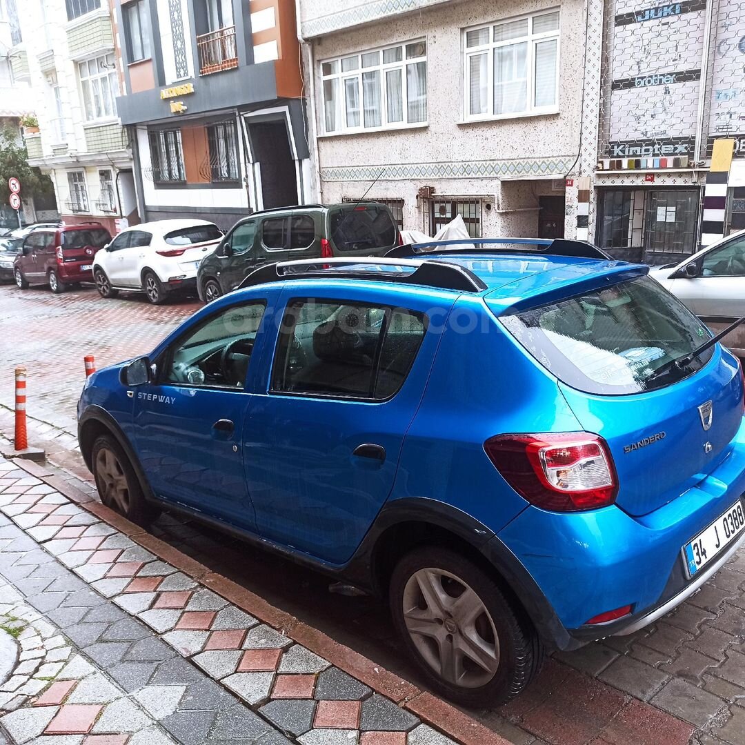 Sahibinden Dacia Sandero 1.5 dCi Stepway 2013 Model İstanbul 70.000 km Mavi 4