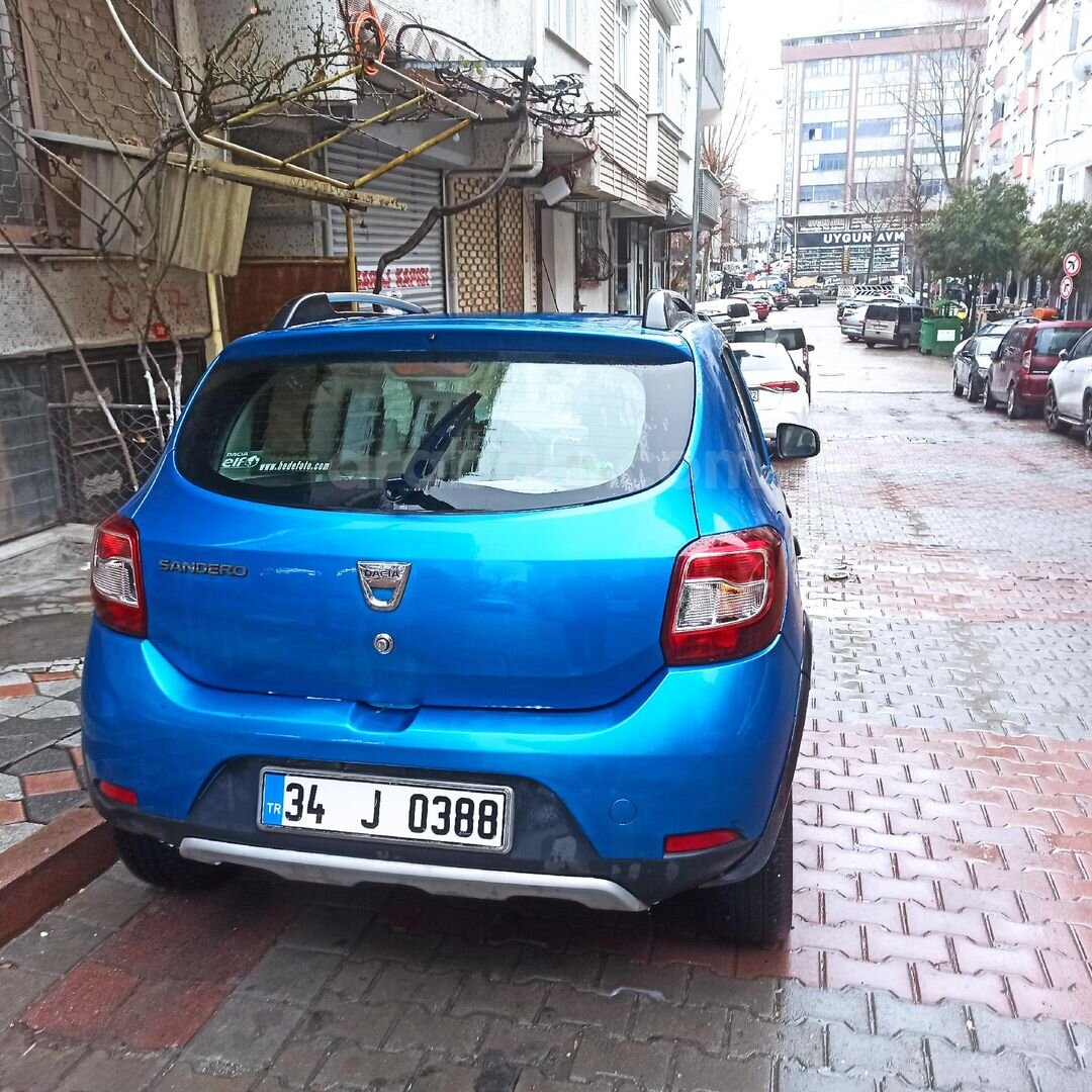 Sahibinden Dacia Sandero 1.5 dCi Stepway 2013 Model İstanbul 70.000 km Mavi 3